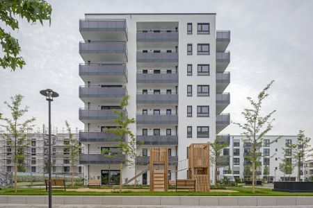 Zwei Wohntürme sind bezogen